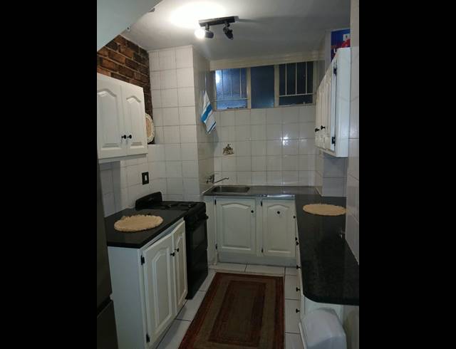 2 BEDROOM APARTMENT FOR SALE IN MAYVILLE
